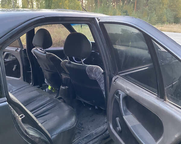 Сірий Опель Омега, об'ємом двигуна 2 л та пробігом 445 тис. км за 950 $, фото 7 на Automoto.ua