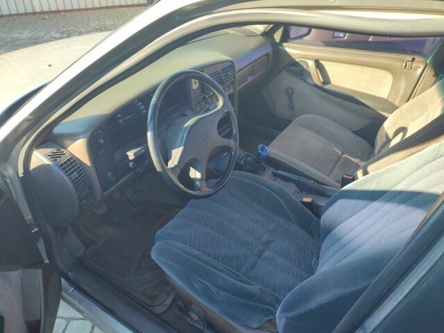 Серый Опель Омега, объемом двигателя 2 л и пробегом 490 тыс. км за 1311 $, фото 7 на Automoto.ua