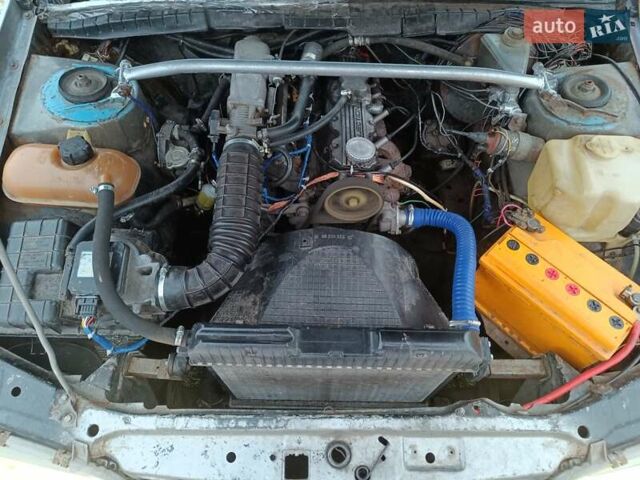 Сірий Опель Омега, об'ємом двигуна 2 л та пробігом 500 тис. км за 1500 $, фото 10 на Automoto.ua