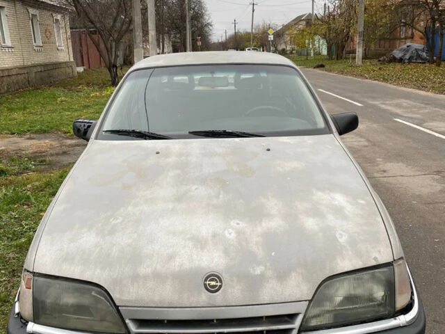 Серый Опель Омега, объемом двигателя 2.6 л и пробегом 110 тыс. км за 1070 $, фото 2 на Automoto.ua