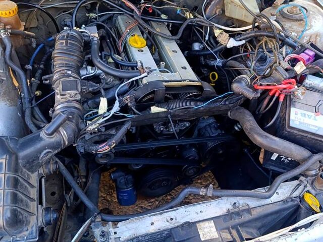 Серый Опель Омега, объемом двигателя 2 л и пробегом 0 тыс. км за 950 $, фото 6 на Automoto.ua