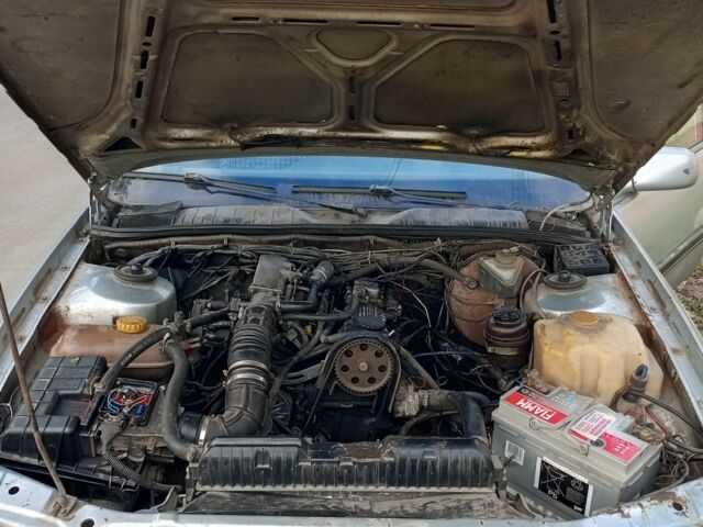 Сірий Опель Омега, об'ємом двигуна 2 л та пробігом 400 тис. км за 1200 $, фото 2 на Automoto.ua