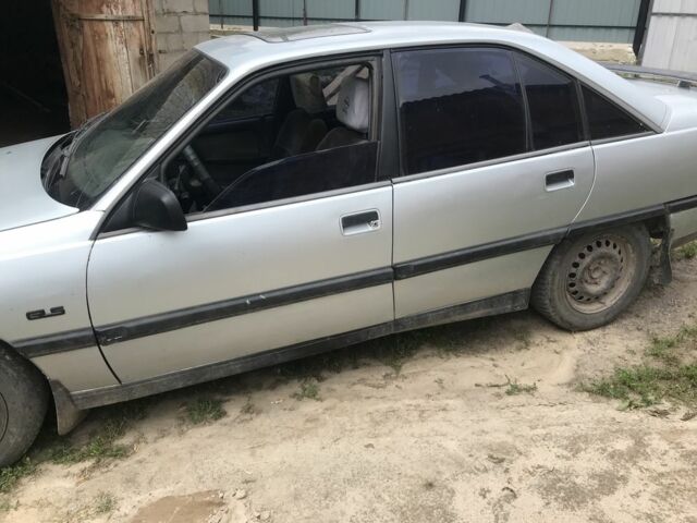 Серый Опель Омега, объемом двигателя 2 л и пробегом 250 тыс. км за 600 $, фото 3 на Automoto.ua