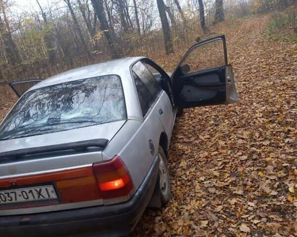 Серый Опель Омега, объемом двигателя 2 л и пробегом 400 тыс. км за 600 $, фото 3 на Automoto.ua