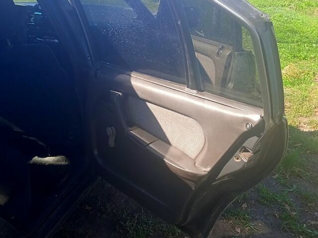 Сірий Опель Омега, об'ємом двигуна 2 л та пробігом 0 тис. км за 830 $, фото 1 на Automoto.ua