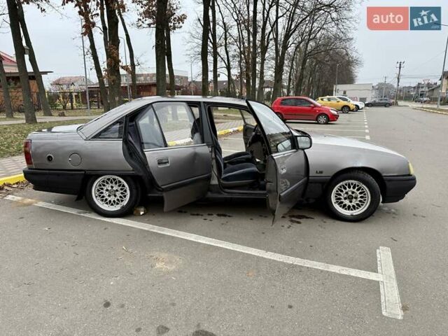 Серый Опель Омега, объемом двигателя 2 л и пробегом 120 тыс. км за 1000 $, фото 9 на Automoto.ua