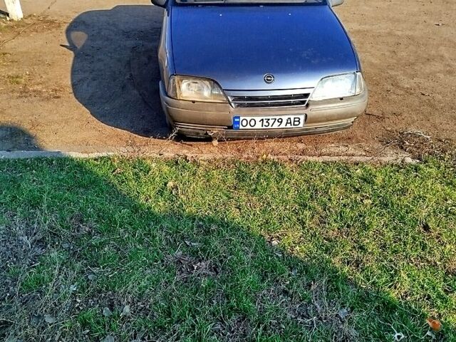 Сірий Опель Омега, об'ємом двигуна 2 л та пробігом 326 тис. км за 850 $, фото 1 на Automoto.ua