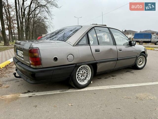 Серый Опель Омега, объемом двигателя 2 л и пробегом 120 тыс. км за 1000 $, фото 16 на Automoto.ua