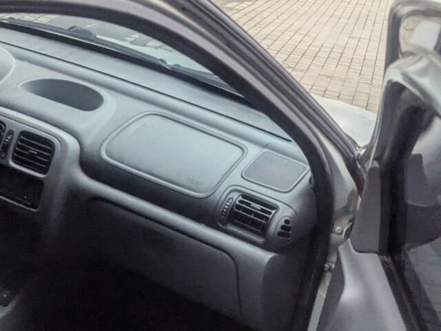 Сірий Опель Омега, об'ємом двигуна 0 л та пробігом 300 тис. км за 1550 $, фото 2 на Automoto.ua