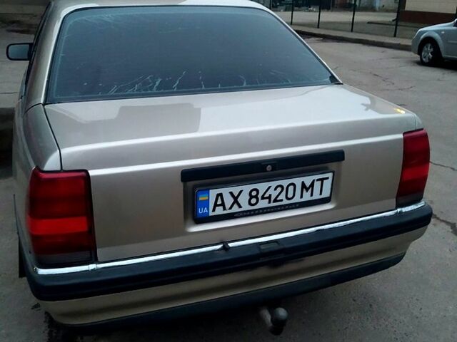 Серый Опель Омега, объемом двигателя 2 л и пробегом 0 тыс. км за 1600 $, фото 1 на Automoto.ua