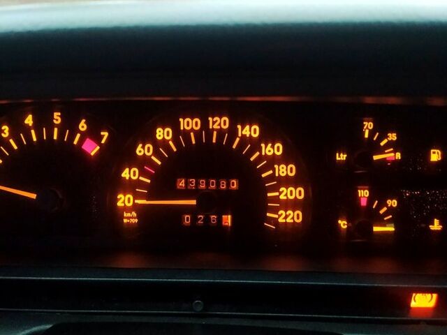 Серый Опель Омега, объемом двигателя 2 л и пробегом 0 тыс. км за 1600 $, фото 2 на Automoto.ua