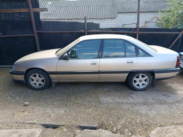 Сірий Опель Омега, об'ємом двигуна 2 л та пробігом 48 тис. км за 1500 $, фото 2 на Automoto.ua