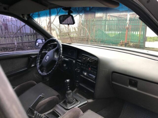 Сірий Опель Омега, об'ємом двигуна 2 л та пробігом 240 тис. км за 1070 $, фото 5 на Automoto.ua