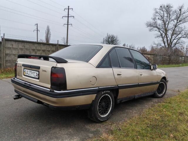 Серый Опель Омега, объемом двигателя 2 л и пробегом 313 тыс. км за 829 $, фото 3 на Automoto.ua