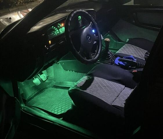 Сірий Опель Омега, об'ємом двигуна 2 л та пробігом 333 тис. км за 1450 $, фото 7 на Automoto.ua