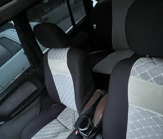 Сірий Опель Омега, об'ємом двигуна 2 л та пробігом 333 тис. км за 1450 $, фото 2 на Automoto.ua