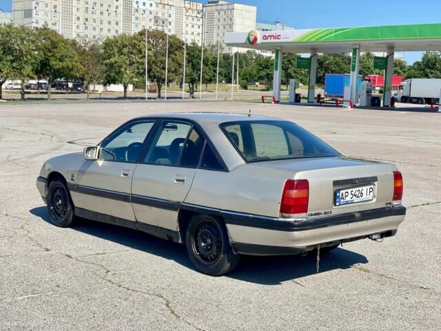 Сірий Опель Омега, об'ємом двигуна 2 л та пробігом 502 тис. км за 700 $, фото 8 на Automoto.ua