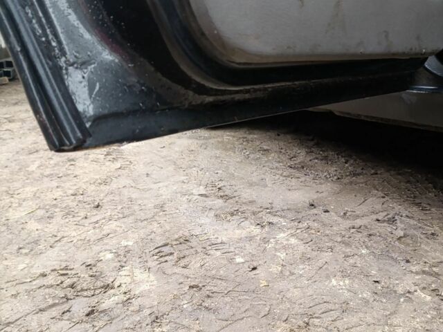 Сірий Опель Омега, об'ємом двигуна 2 л та пробігом 100 тис. км за 1300 $, фото 7 на Automoto.ua