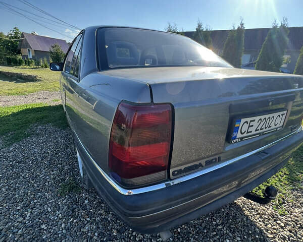 Серый Опель Омега, объемом двигателя 2 л и пробегом 215 тыс. км за 2200 $, фото 20 на Automoto.ua