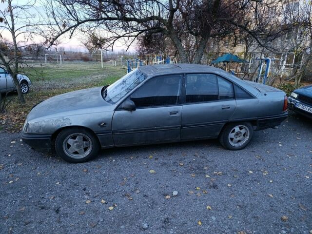 Серый Опель Омега, объемом двигателя 0 л и пробегом 200 тыс. км за 550 $, фото 1 на Automoto.ua