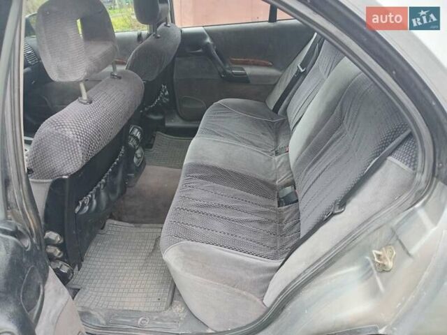 Сірий Опель Омега, об'ємом двигуна 2.5 л та пробігом 246 тис. км за 2200 $, фото 6 на Automoto.ua