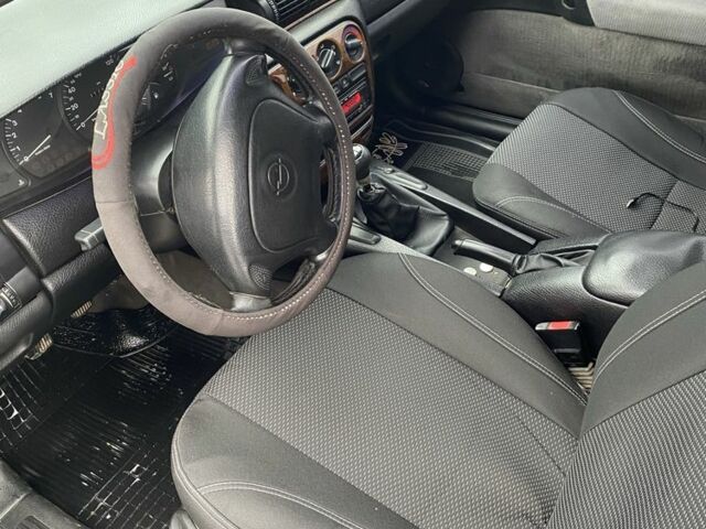 Серый Опель Омега, объемом двигателя 2 л и пробегом 317 тыс. км за 1780 $, фото 6 на Automoto.ua