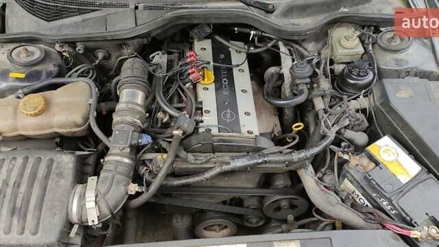 Серый Опель Омега, объемом двигателя 0 л и пробегом 300 тыс. км за 1700 $, фото 8 на Automoto.ua