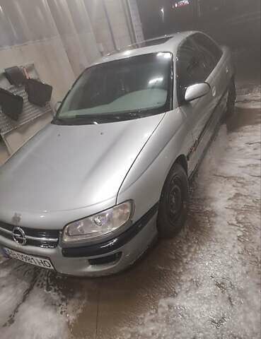 Сірий Опель Омега, об'ємом двигуна 2 л та пробігом 550 тис. км за 1800 $, фото 4 на Automoto.ua