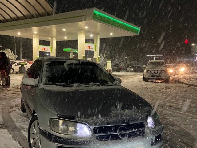 Серый Опель Омега, объемом двигателя 2.5 л и пробегом 3 тыс. км за 1600 $, фото 7 на Automoto.ua