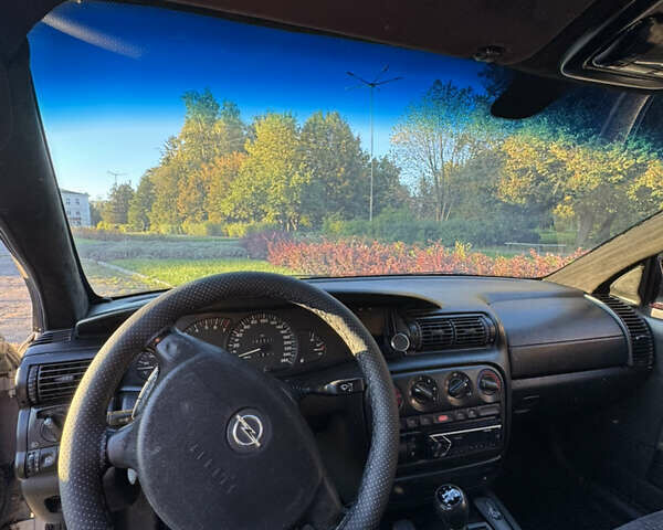 Серый Опель Омега, объемом двигателя 2.5 л и пробегом 462 тыс. км за 2800 $, фото 10 на Automoto.ua