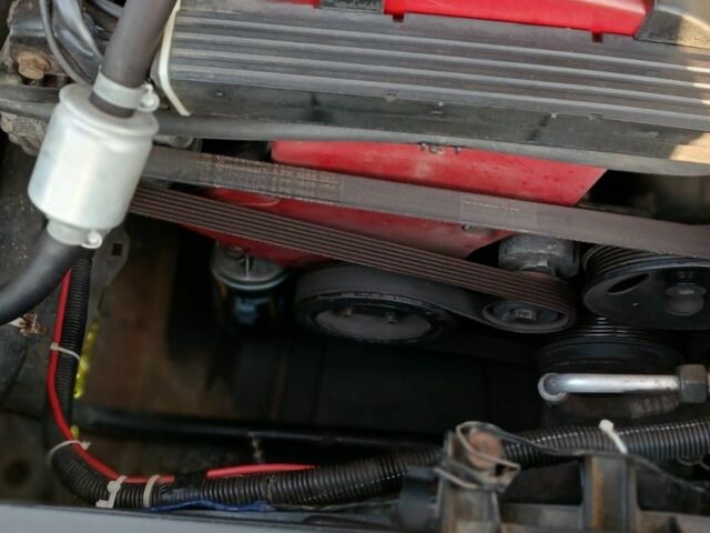 Серый Опель Омега, объемом двигателя 2 л и пробегом 390 тыс. км за 2324 $, фото 8 на Automoto.ua