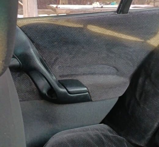 Серый Опель Омега, объемом двигателя 2 л и пробегом 490 тыс. км за 2086 $, фото 10 на Automoto.ua