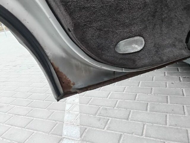 Серый Опель Омега, объемом двигателя 2 л и пробегом 470 тыс. км за 1700 $, фото 4 на Automoto.ua