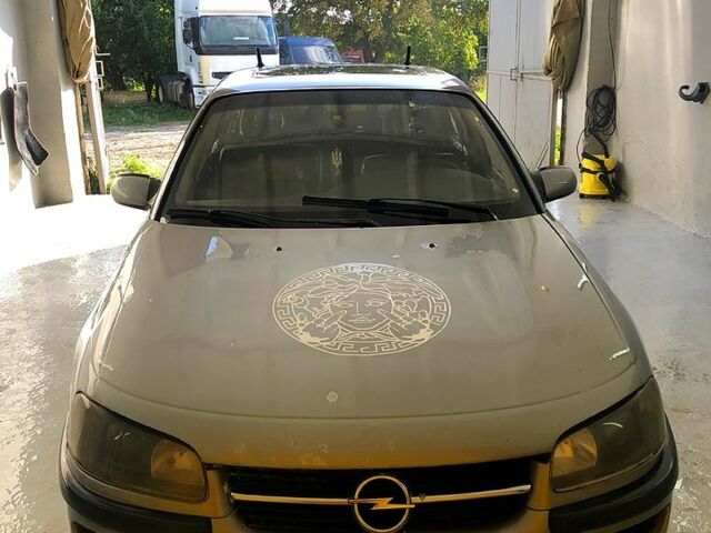 Сірий Опель Омега, об'ємом двигуна 2.5 л та пробігом 0 тис. км за 2100 $, фото 7 на Automoto.ua