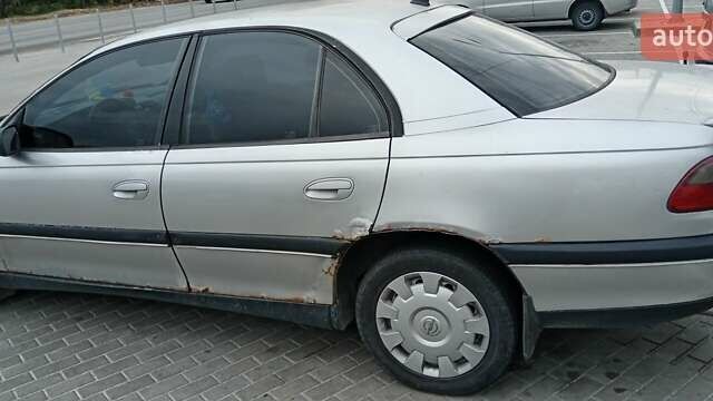 Серый Опель Омега, объемом двигателя 2 л и пробегом 470 тыс. км за 1700 $, фото 9 на Automoto.ua