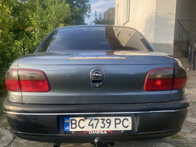 Сірий Опель Омега, об'ємом двигуна 2 л та пробігом 316 тис. км за 1400 $, фото 1 на Automoto.ua