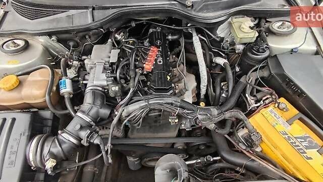 Серый Опель Омега, объемом двигателя 2 л и пробегом 470 тыс. км за 1700 $, фото 4 на Automoto.ua