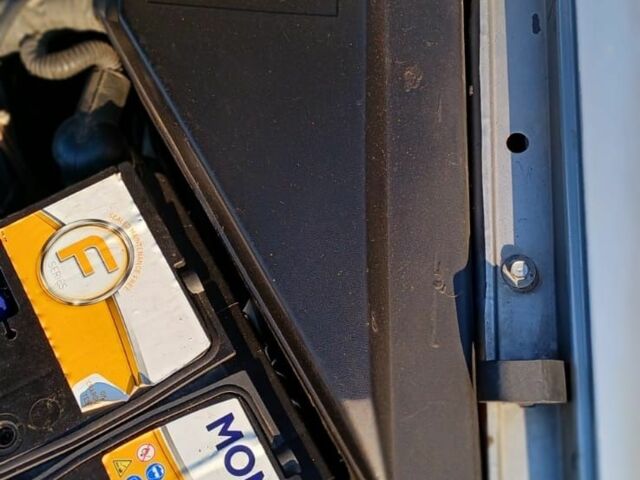 Серый Опель Омега, объемом двигателя 2 л и пробегом 390 тыс. км за 2324 $, фото 5 на Automoto.ua