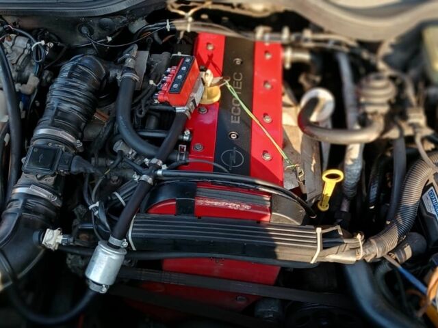 Серый Опель Омега, объемом двигателя 2 л и пробегом 390 тыс. км за 1900 $, фото 7 на Automoto.ua