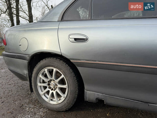 Сірий Опель Омега, об'ємом двигуна 2.5 л та пробігом 356 тис. км за 3800 $, фото 2 на Automoto.ua