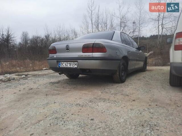 Серый Опель Омега, объемом двигателя 2 л и пробегом 120 тыс. км за 1550 $, фото 3 на Automoto.ua