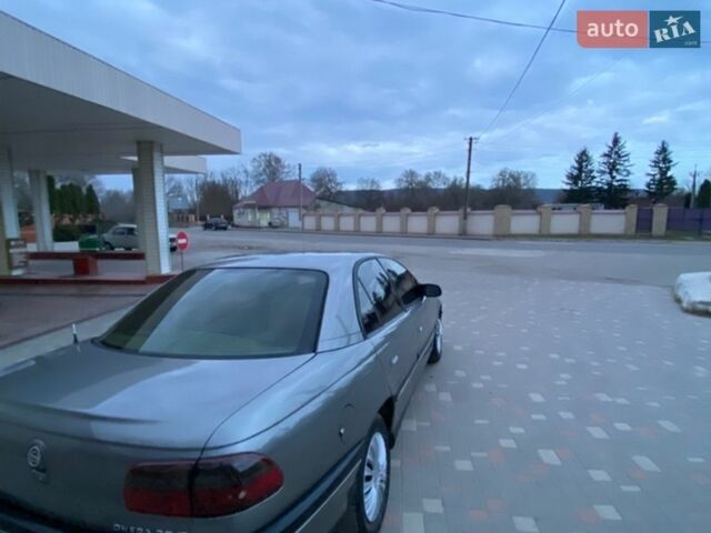 Серый Опель Омега, объемом двигателя 2 л и пробегом 280 тыс. км за 1750 $, фото 10 на Automoto.ua