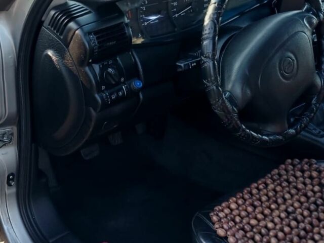 Серый Опель Омега, объемом двигателя 2 л и пробегом 390 тыс. км за 2324 $, фото 10 на Automoto.ua