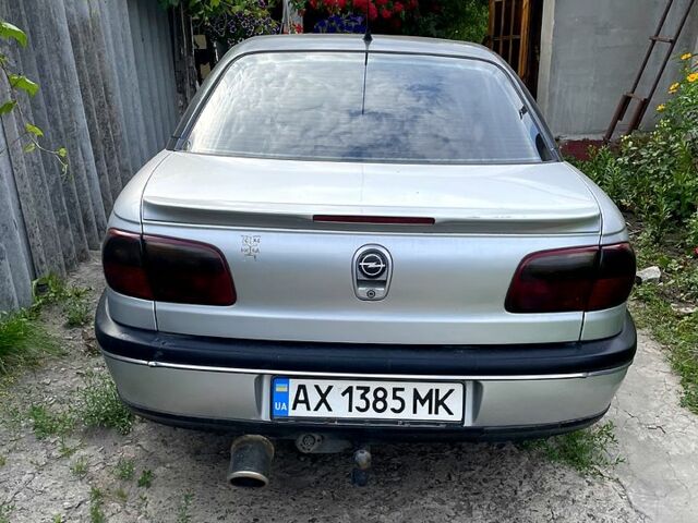 Серый Опель Омега, объемом двигателя 2 л и пробегом 230 тыс. км за 2600 $, фото 2 на Automoto.ua