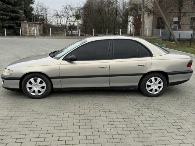 Серый Опель Омега, объемом двигателя 2 л и пробегом 330 тыс. км за 2550 $, фото 7 на Automoto.ua