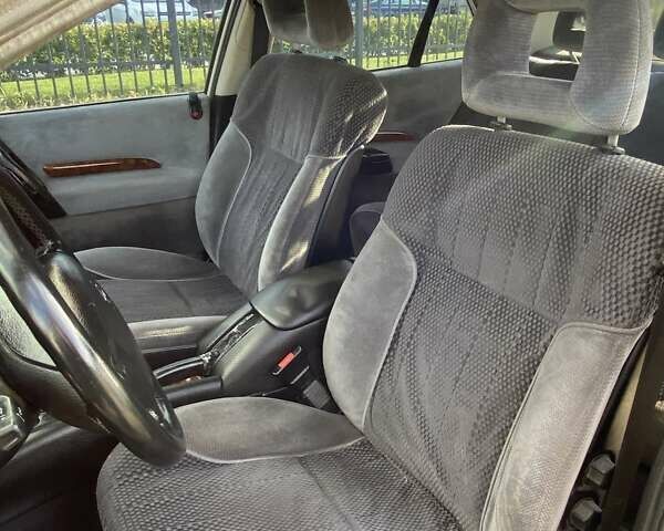 Серый Опель Омега, объемом двигателя 2 л и пробегом 250 тыс. км за 2500 $, фото 36 на Automoto.ua