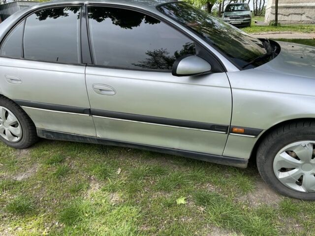 Сірий Опель Омега, об'ємом двигуна 2 л та пробігом 330 тис. км за 1700 $, фото 3 на Automoto.ua