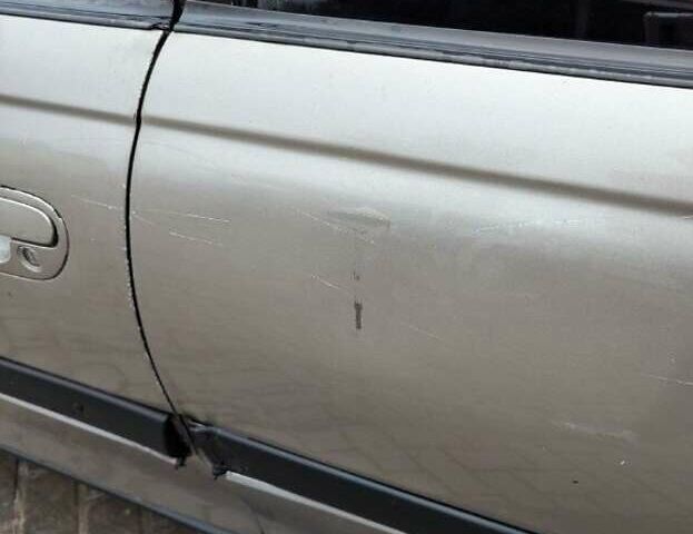 Серый Опель Омега, объемом двигателя 2 л и пробегом 400 тыс. км за 1900 $, фото 5 на Automoto.ua