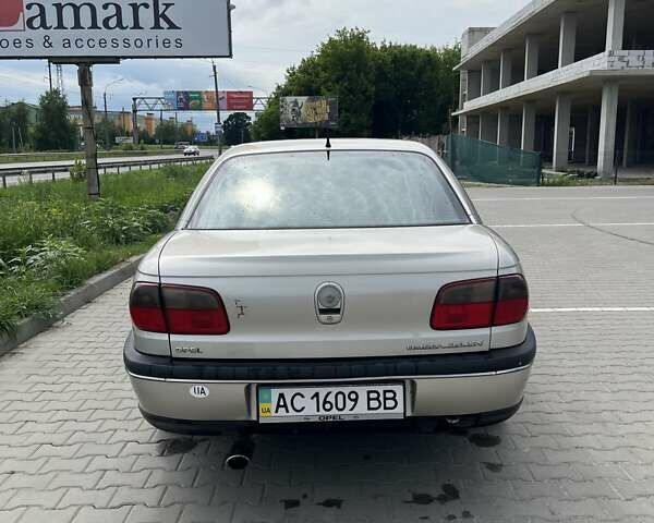 Серый Опель Омега, объемом двигателя 2 л и пробегом 250 тыс. км за 2500 $, фото 11 на Automoto.ua
