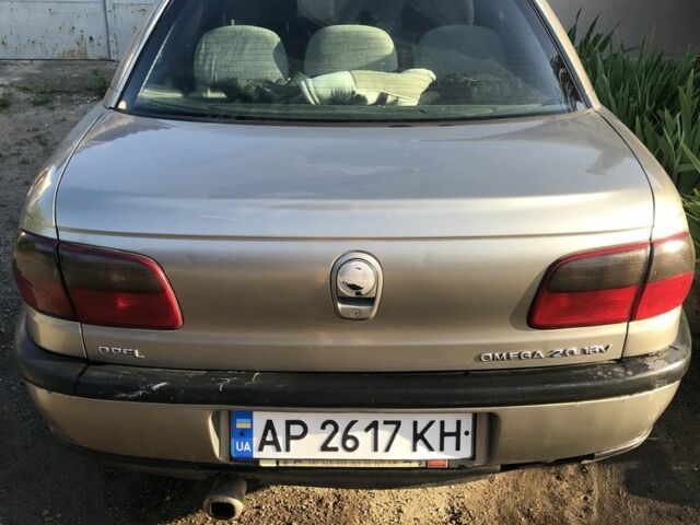 Серый Опель Омега, объемом двигателя 2 л и пробегом 293 тыс. км за 1700 $, фото 3 на Automoto.ua